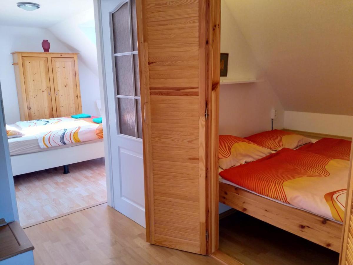 Camping & Guest House Pliskovice Mirovice Екстер'єр фото