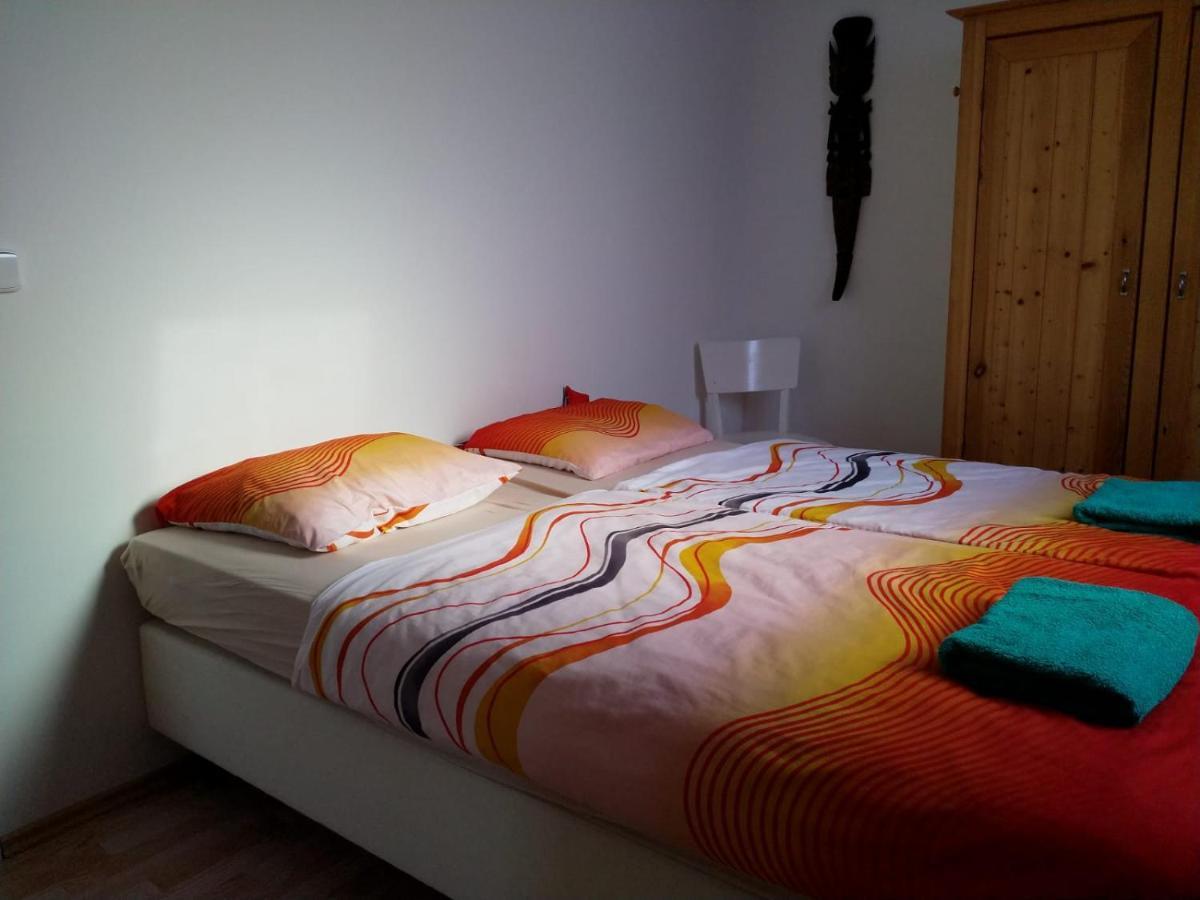 Camping & Guest House Pliskovice Mirovice Екстер'єр фото