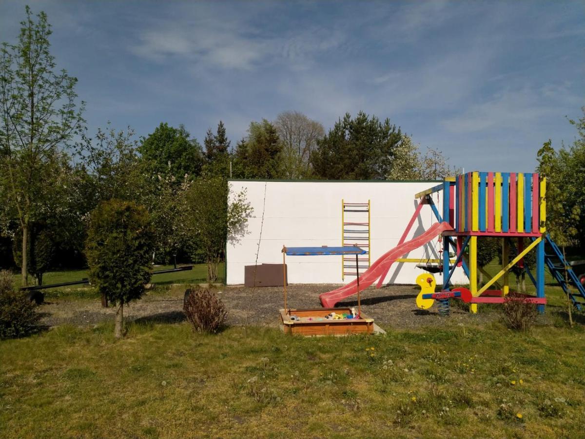 Camping & Guest House Pliskovice Mirovice Екстер'єр фото